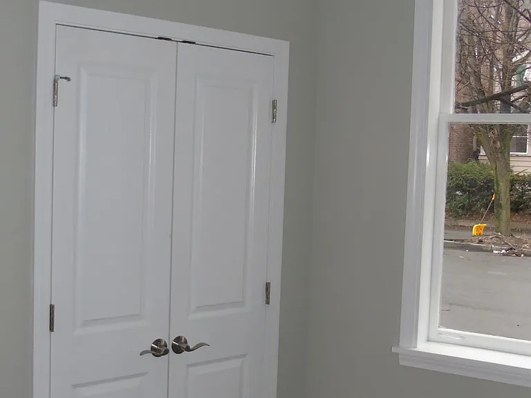 130 Adams St #1 — Photo 3
