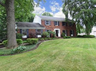 25 Milton Dr, Yardley, PA 19067