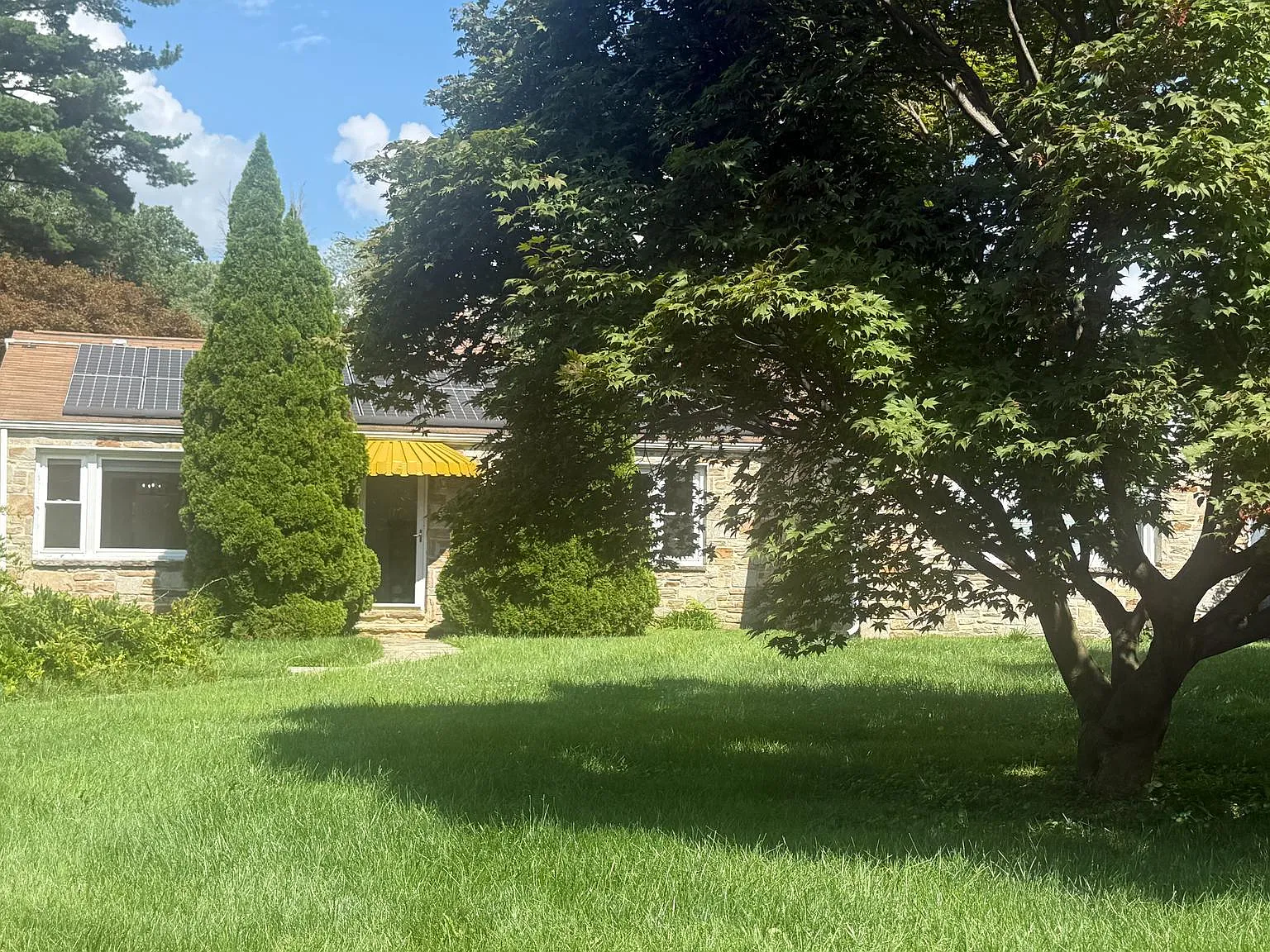 5 bed, 2168 sqft, $3,000 — Photo 1