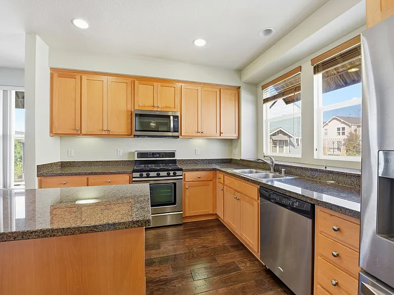 40955 Olmstead Ter — Photo 12