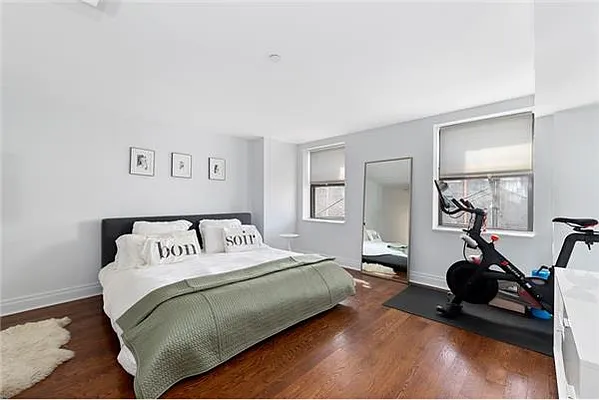 Sold by Bohemia Realty Group | media 29