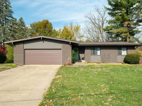 5029 Creekview Dr SE, Kentwood, MI 49508