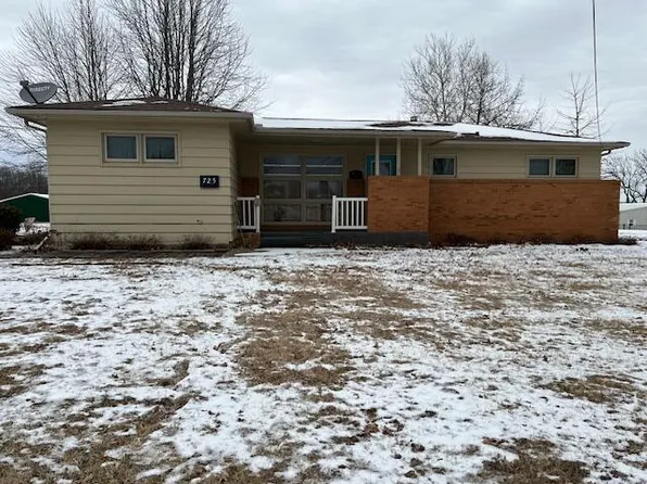 725 E Yerby St, Marshall, MO 65340