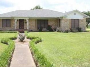 612 S Main St, Breaux Bridge, LA 70517