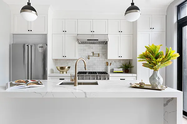 Rented by Compass | media 28