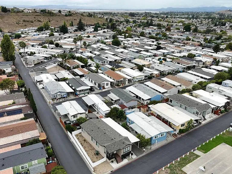 Fairgrounds Mobile Estates