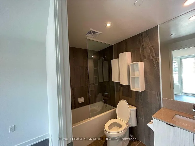 195 Redpath Ave #804 — Photo 7