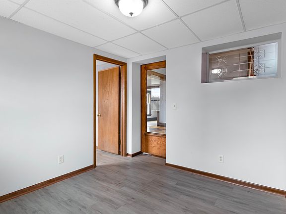 5th image of 1903 8th St