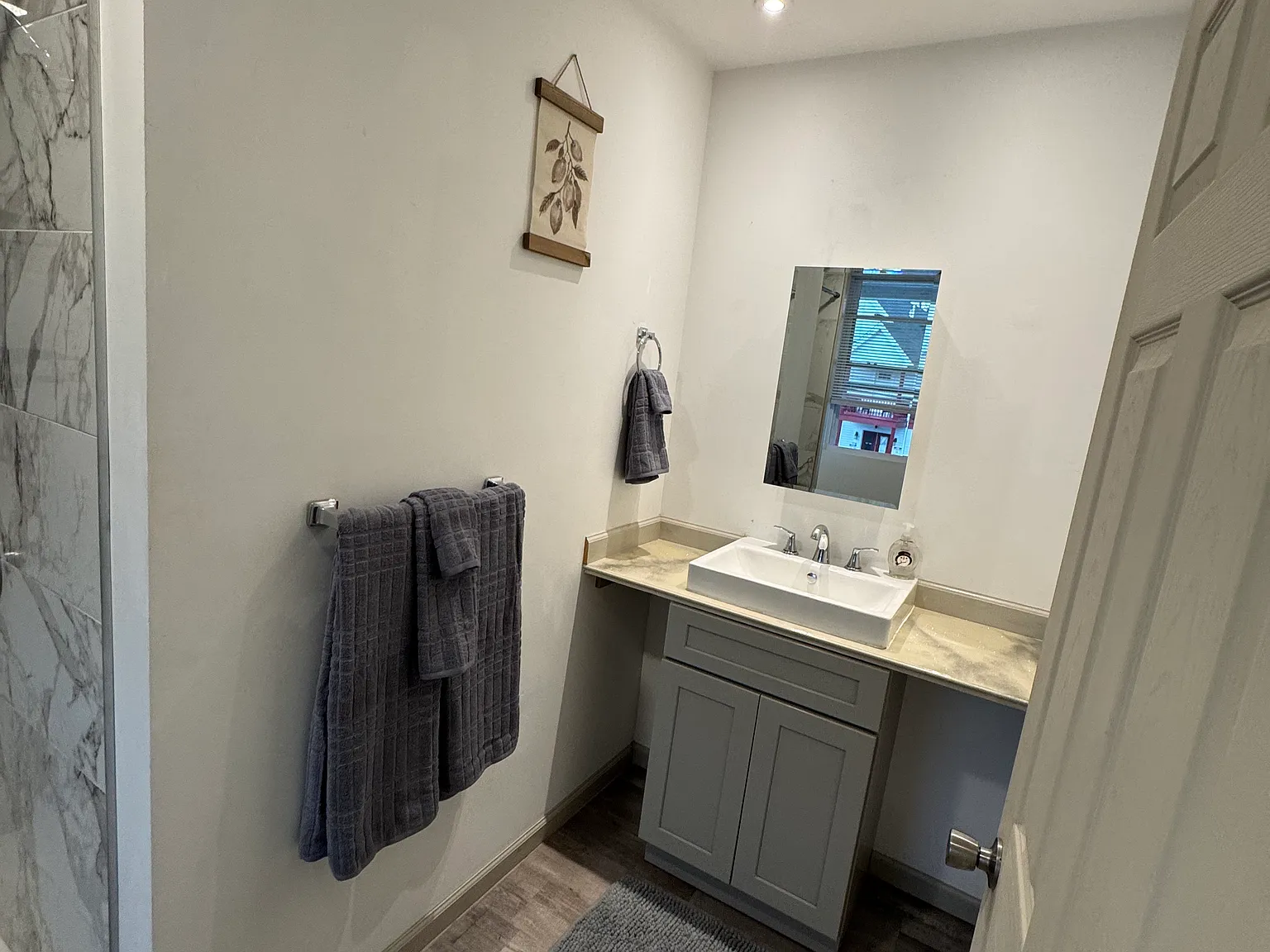 1 bed, 800 sqft, $1,500 — Photo 2