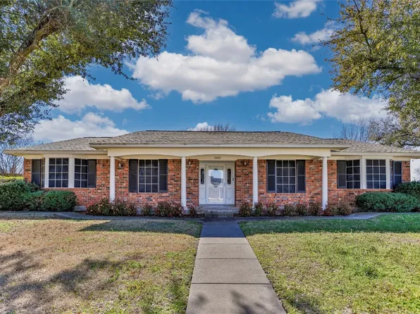 2009 College St, Gainesville, TX 76240