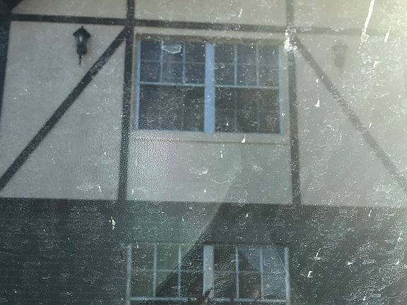 3rd image of 3076 Sir Hamilton Cir