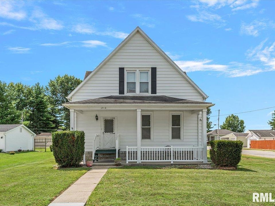 1st image of 212 W 1st St