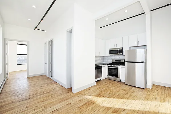 Rented by Bold New York | media 41