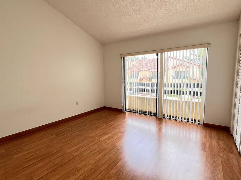 10068 SW 77th Ct — Photo 15