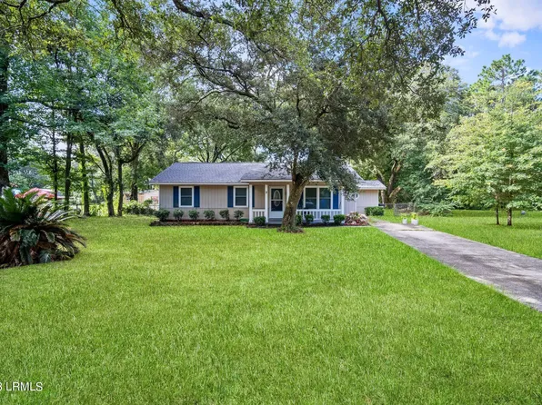 7 Buck Rd, Beaufort, SC 29907