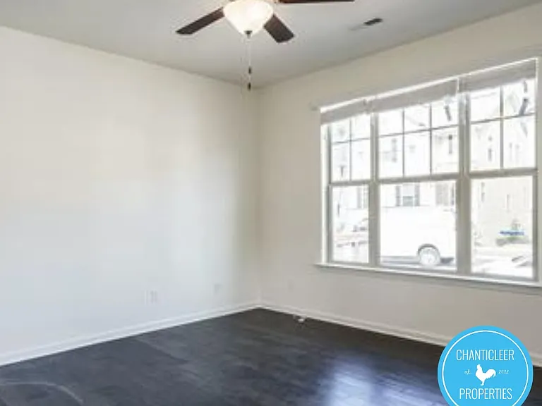 5830 Crestlawn Ct #1 — Photo 4