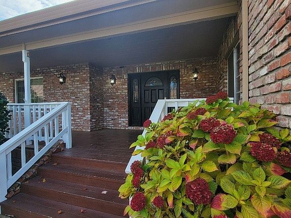 2nd image of 108 Summer Shade Ct
