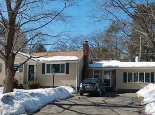 27 Waverly Rd, Woburn, MA 01801