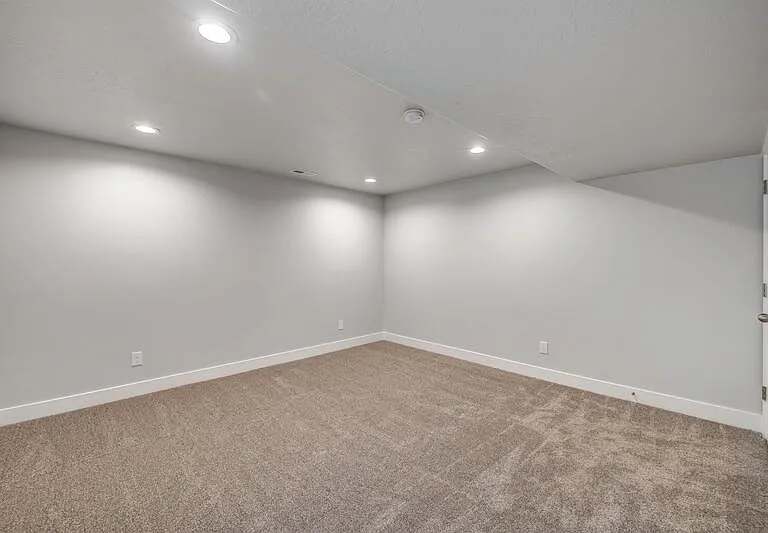 4199 W 2010 N #MASTER — Photo 22