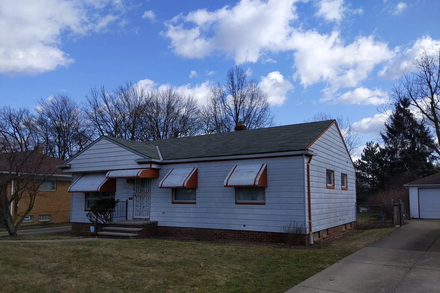 4149 Eastwood Ln photo 1