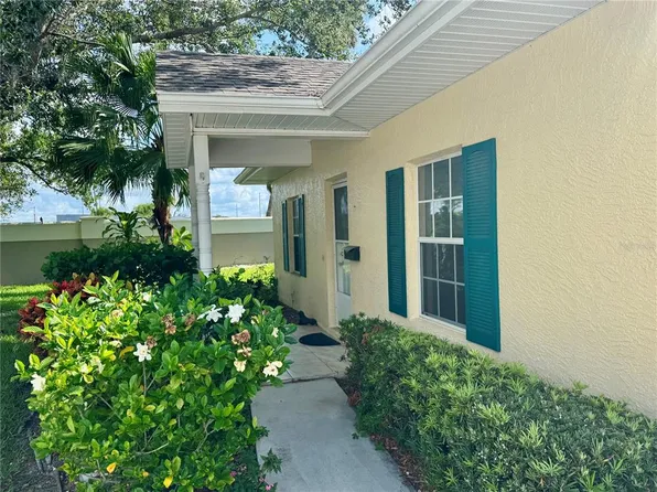 1625 Red Oak Ln, Port Charlotte, FL 33948