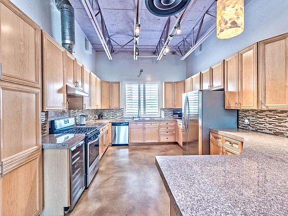 2nd image of 5002 Thunder River Cir