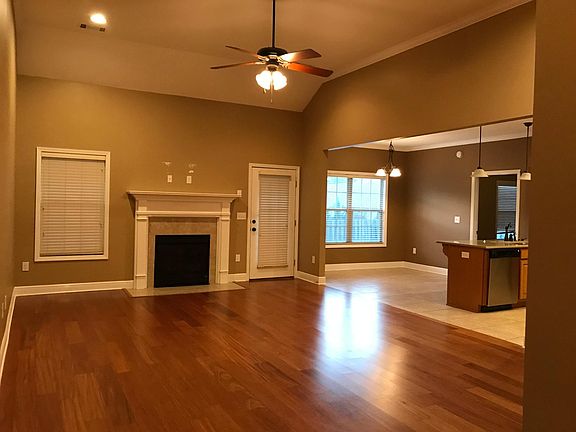 4th image of 13668 Old Ivey Dr