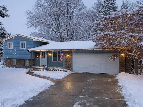 6355 N McKinley Rd, Flushing, MI 48433