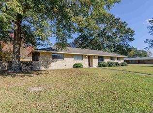 9587 Chanadia Dr, Baton Rouge, LA 70810