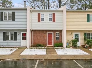 12757 Woodside Ln, Newport News, VA 23602