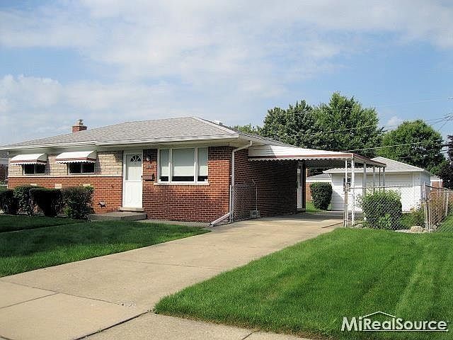 1st image of 31731 Gloede Dr