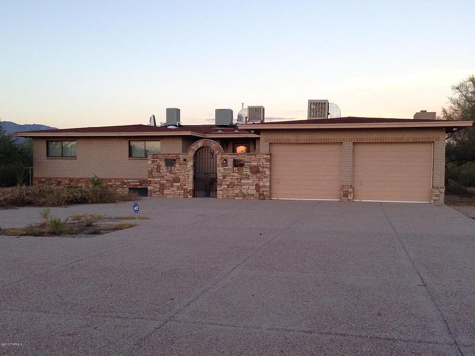 1st image of 4251 W Camino Pintoresco