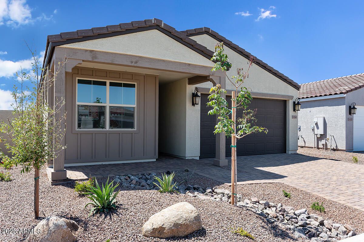18141 W HIDDENVIEW Drive, Goodyear, AZ 85338 | Zillow
