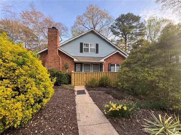 1195 Minhinette Dr APT D, Roswell, GA 30075
