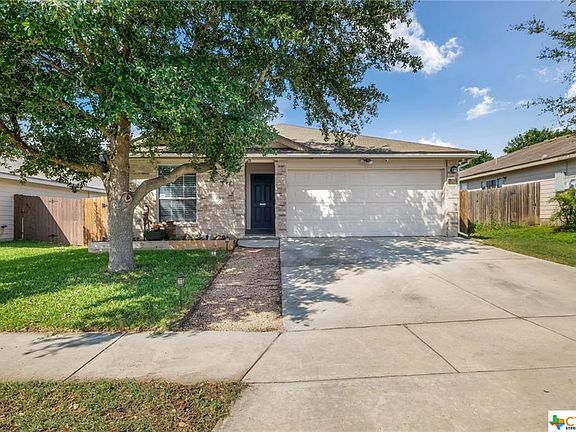 3rd image of 302 Ibis Falls Dr