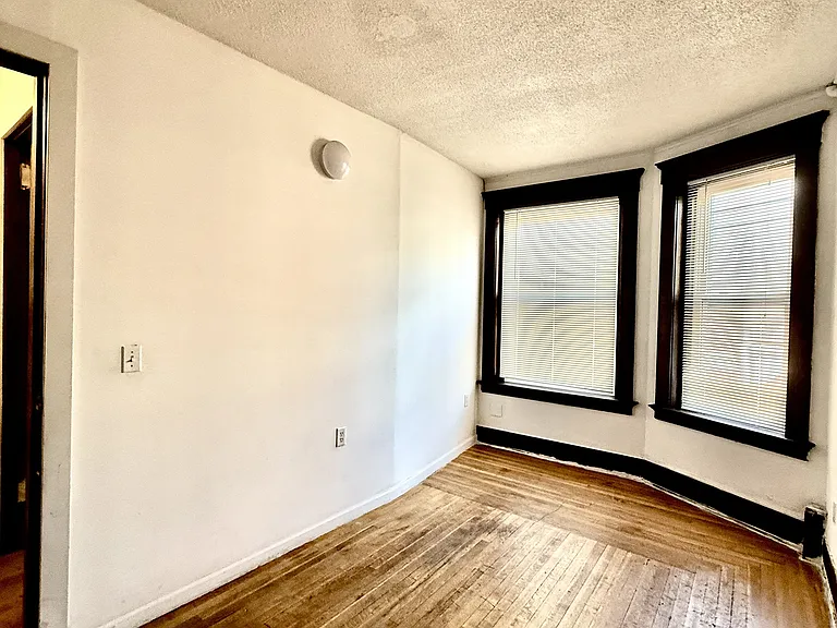 322 Edgewood Ave #2B — Photo 9
