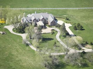 243 Longhorn Dr, Lesage, WV 25537