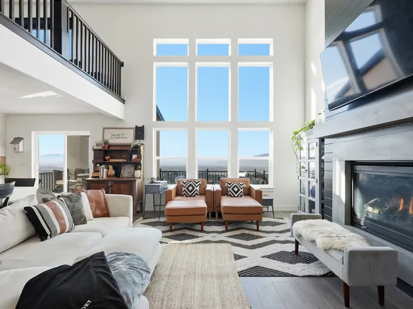 1027 W Seasons View Ct, Lehi, UT 84043