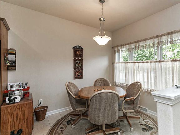 4th image of 8420 S Deerwood Ln #33