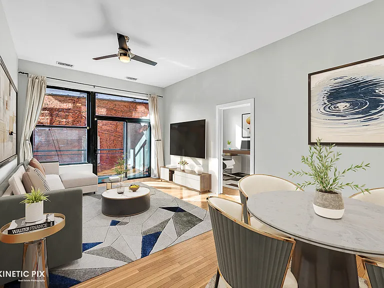 1 S Leavitt St #209 — Photo 3
