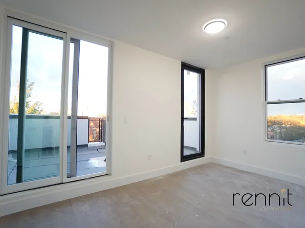 1620 Prospect Place image 4 of 15