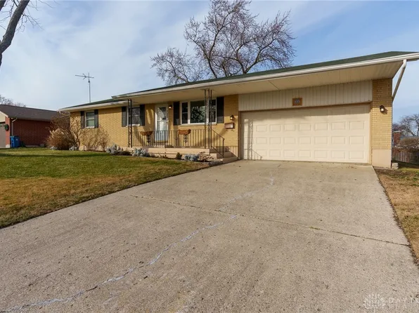 735 Rosedale Dr, Tipp City, OH 45371