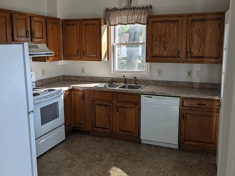 427 S Arch St — Photo 2
