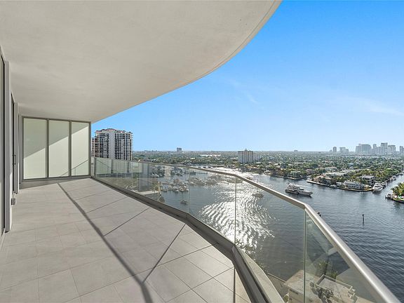 3rd image of 153 N Seabreeze Boulevard #1704s