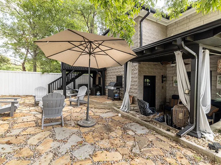 508 W Louisiana St — Photo 38