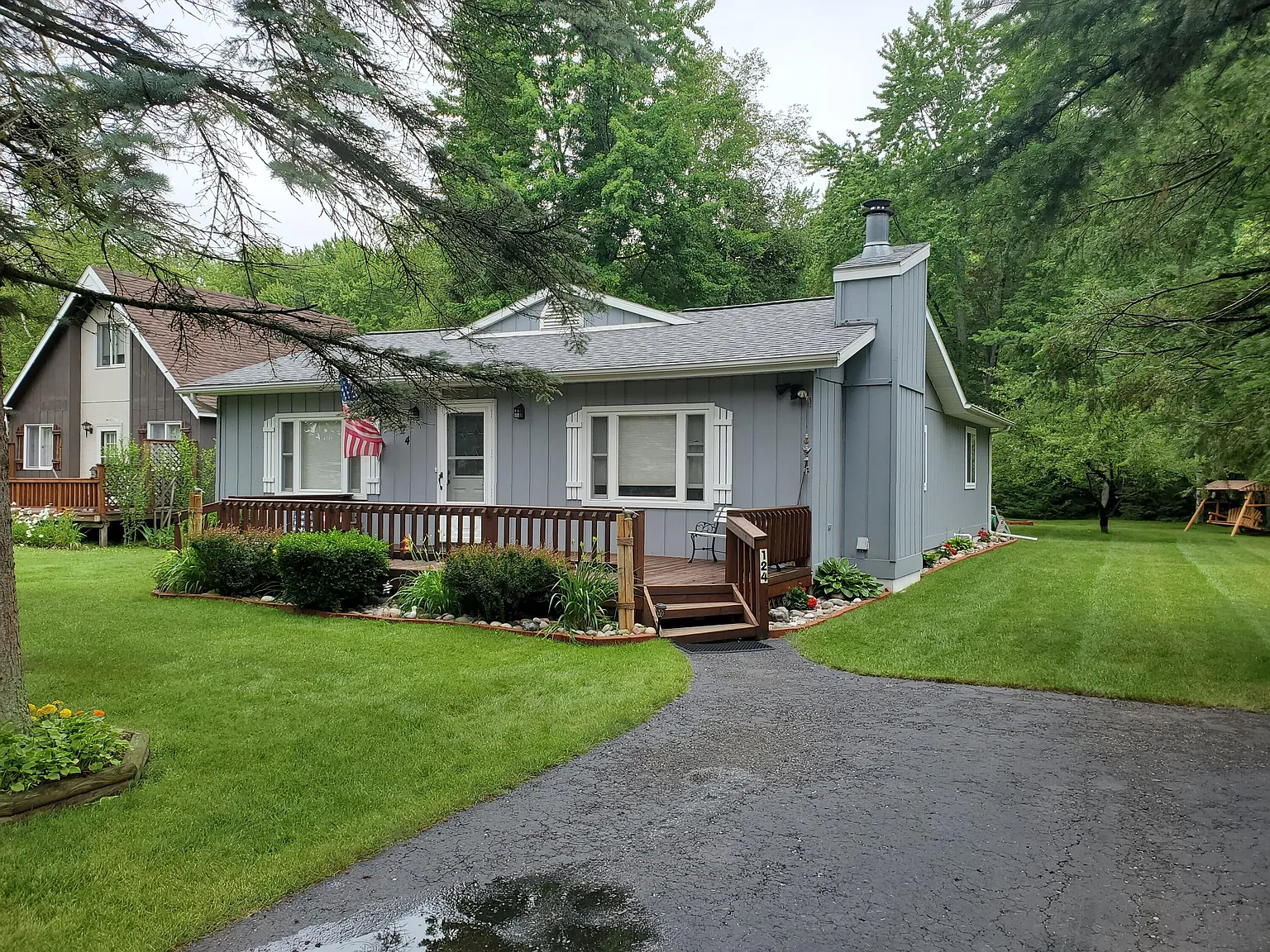 124 Blossom Ct photo 1