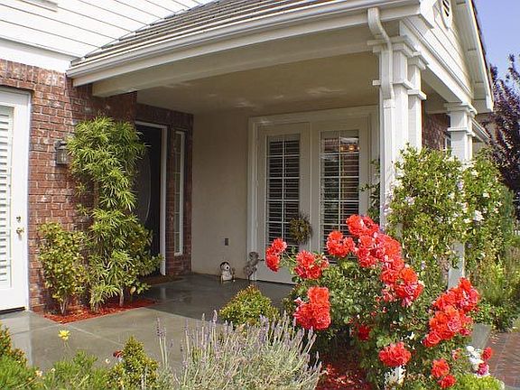 Main Entry w/Separate Entry  To Inlaws Bedroom & Office