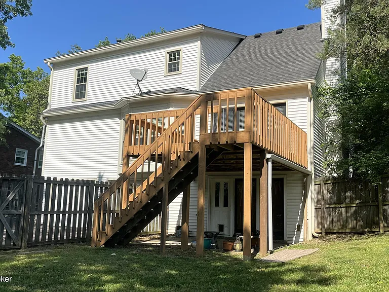 402 Trinity Hills Ln — Photo 26