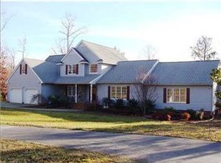 124 Pasbehegh Dr, Williamsburg, VA 23185
