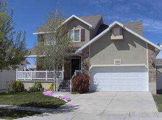 1456 W Silvercreek Dr, Layton, UT 84041